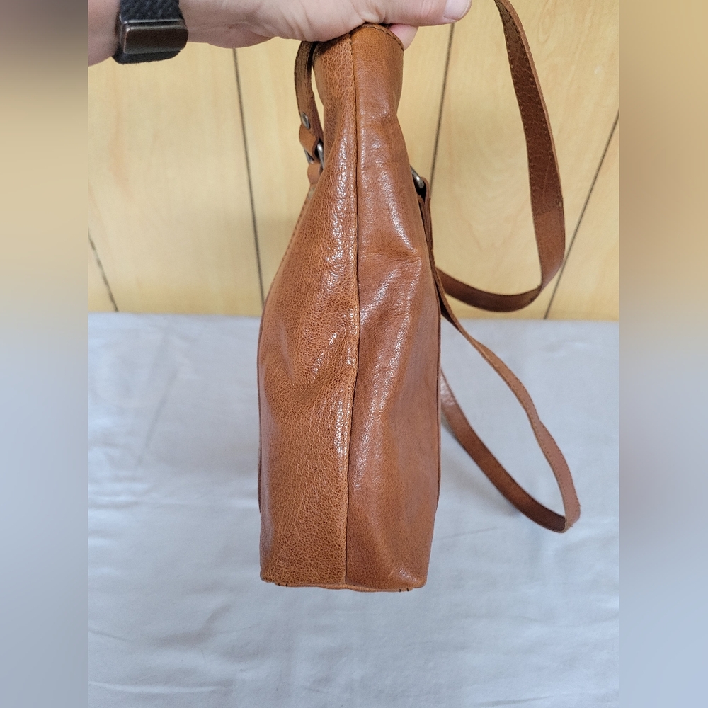 Spikes & Sparrow Leather Tote - Picture 12 of 13
